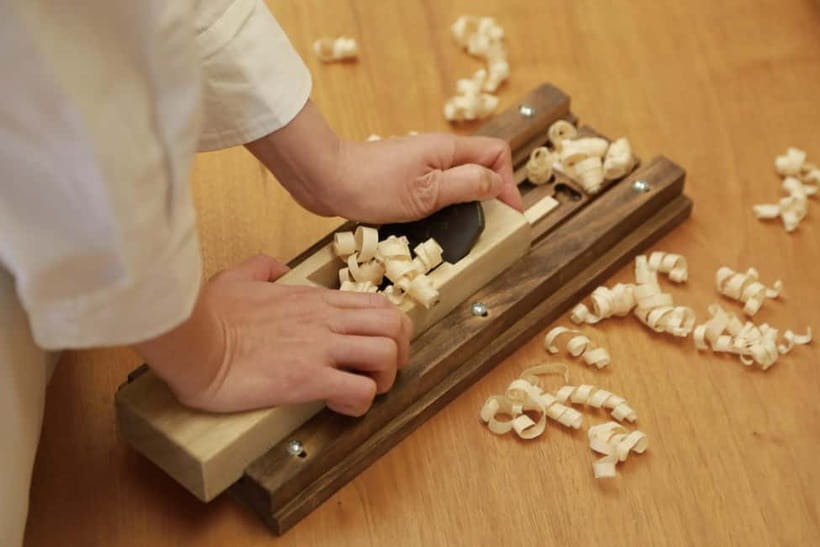 Chopstick Making Workshop in Ginza - Choosing Your Wood: 24 Options, Free Choices, and Upgrade Logic