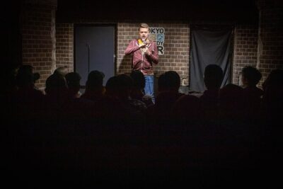 English Stand up Comedy Show - The bar and snacks are not just decoration