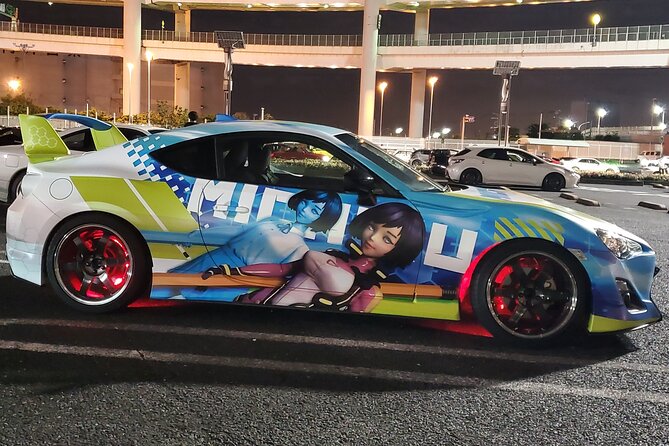 Luxury van Ride to famous car meet up spot Daikoku - Odaiba break and the futuristic Fuji building view