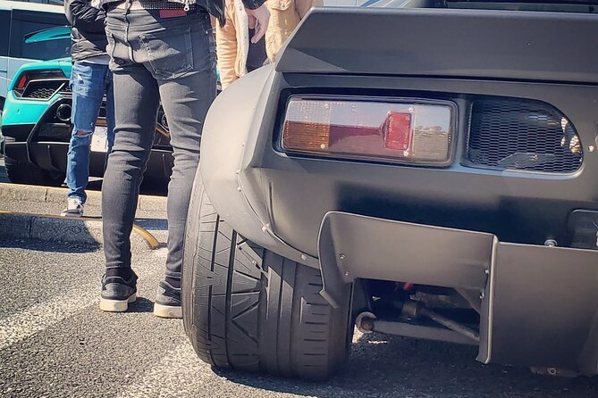 Luxury van Ride to famous car meet up spot Daikoku - Vehicle surprises: van ride, but sometimes not always only a van