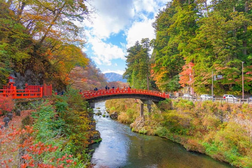 Nikko: Kegon Falls, Lake Chuzenji & Toshogu Temple - Kegon Falls at nearly 100 meters: the photo moment with real air in it