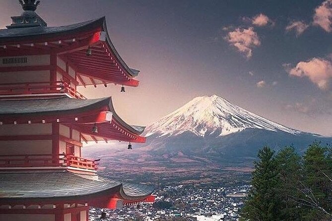 Private Tour to Mt. Fuji and Hakone (Fully Licenced Operator) - Oshino Hakkai and the simple magic of these ponds