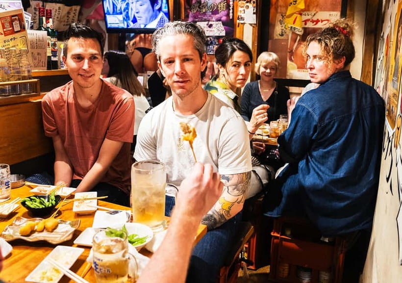 Shinjuku: Food Tour - 15 Dishes at 4 local eateries - Kabukicho Guided Dinner Hour: Eating While You Walk the Night
