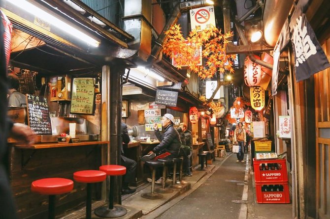 Shinjuku Golden Gai Food Tour - Through Kabukicho: context for the neon district (and a second food taste)