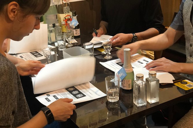 Tasting All Types of Sake with Sommelier - Warm vs. chilled, and why serving temperature is a big deal