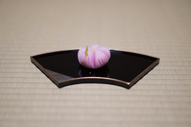 Tea Ceremony Workshop in Tokyo by the Experienced Instrucor - Sweets, Tea Bowls, and the Art of Paying Attention