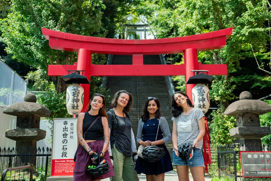 Tokyo: 3-hour Guided E-Bike Tour of the City's Hidden Gems - Kiyosumi Japanese Garden: A Break From Speed, With Time to Breathe