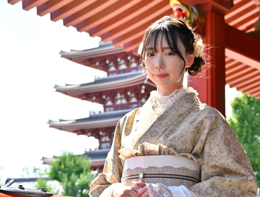 Tokyo: Asakusa Kimono Dressing and Matcha Experience - Choosing your kimono and getting the full outfit (not just the top layer)