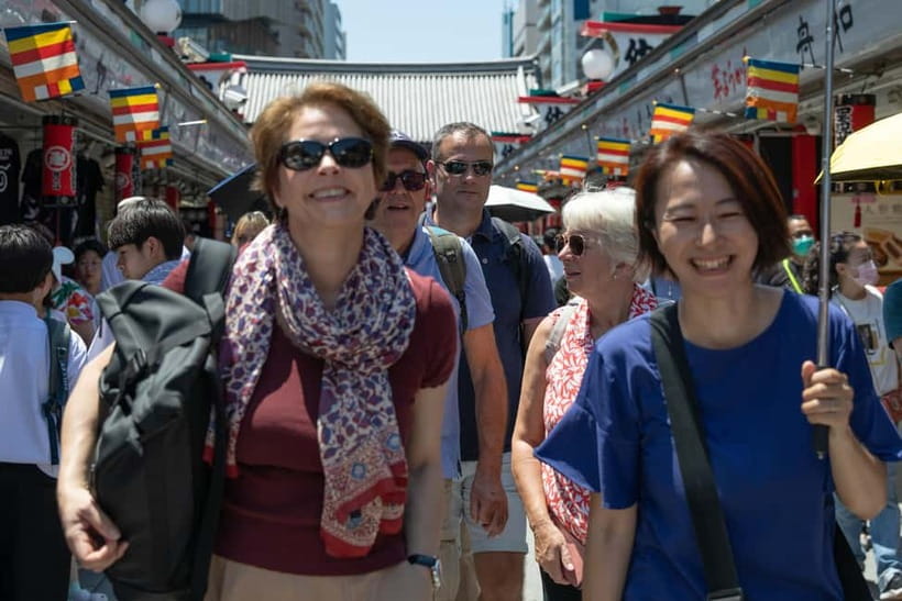Tokyo: Asakusa Walking Tour with Sensoji Temple Visit - Key moments that make this tour worth it