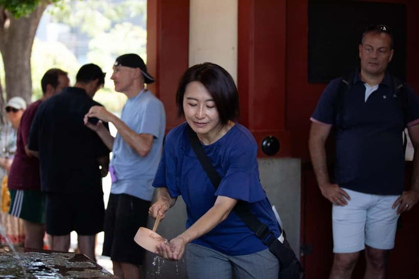 Tokyo: Asakusa Walking Tour with Sensoji Temple Visit - Finishing at Azuma Bridge: good for regrouping