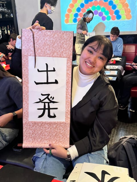 Tokyo: Calligraphy on Kanji Fan & Scroll with Drink - Key things to know before you go