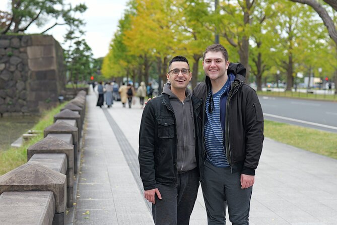 Tokyo Customized Private Walking Tour With Local Guide - Photo help, shopping pacing, and “Tokyo daily life”