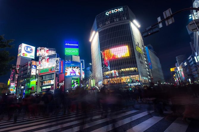 Tokyo Cyberpunk Street Photo Tour - Gear advice for cyberpunk night shots (camera or phone)