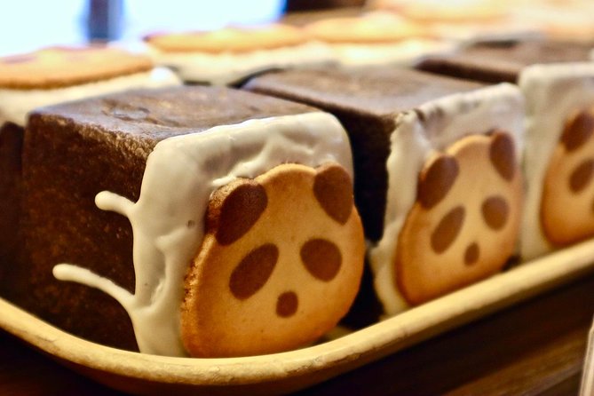 Tokyo: Food Tour in Ueno with 10+ Tastings of Japanese Classics - Stop 4: The Tokugawa Ieyasu Shinto Shrine Built in 1627
