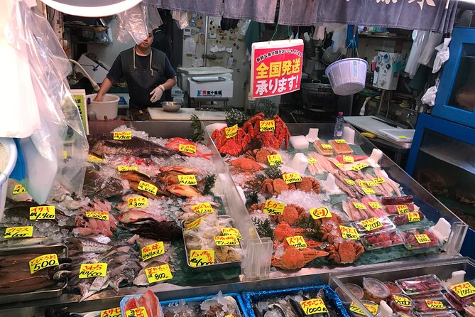 Tokyo Food Tour Taste Fresh Delights at Tsukiji Market - Small group limit (12 max): how that changes your experience