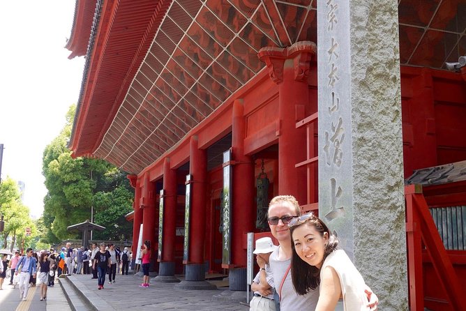 Tokyo Guided Small-Group Biking Tour - Bento lunch by the bay near Rainbow Bridge