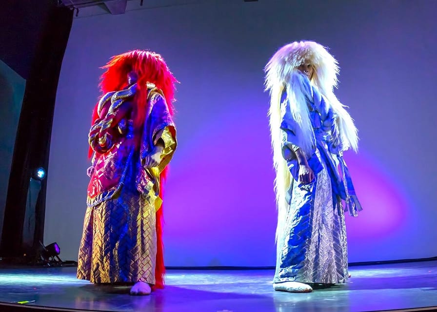 Tokyo: Japanese Dance Cabaret Theater Asakusa-Kaguwa Ticket - Seating choices: standard vs front row or VIP sofa tables