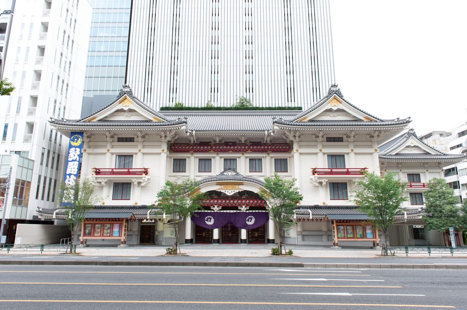 Tokyo: KABUKI Show at Kabukiza Theatre Admission Ticket - Key things to know before you book Kabukiza in Ginza