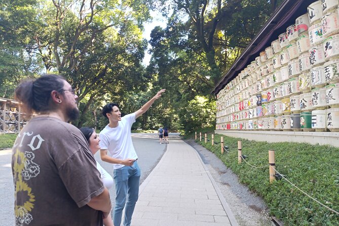 Tokyo: Meiji Shrine and Shinto Culture Walking Tour - Meiji Jingu: what makes this shrine special in practice