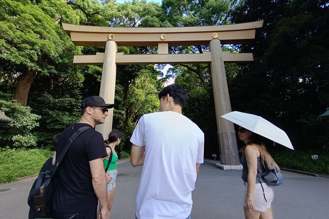 Tokyo: Meiji Shrine and Shinto Culture Walking Tour - Why the guide matters more than the price tag