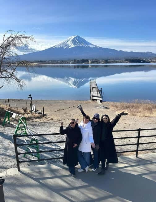 Tokyo: Mt. Fuji & Hakone Private Custom Tour English Driver - Chureito Pagoda and Arakurayama viewpoints for the Fuji photo moment