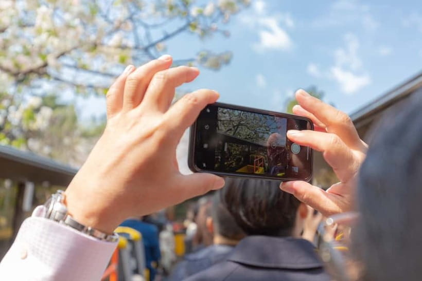 Tokyo: Open Top Panoramic Sightseeing Bus with Audio Guide - GPS audio guide: how it helps without making you work
