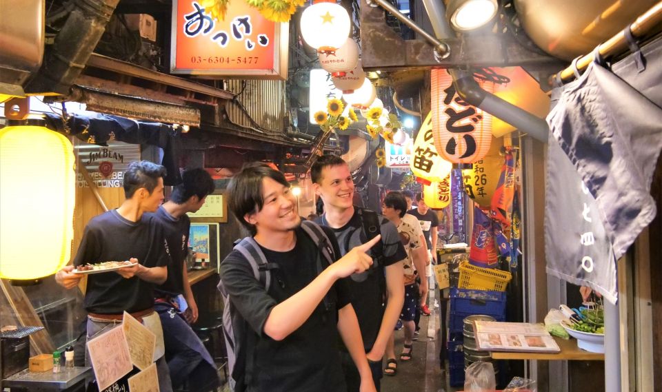Tokyo: Shinjuku Bar Hopping with All-You-Can-Drink & Dinner - Key things that make this Shinjuku night tour work