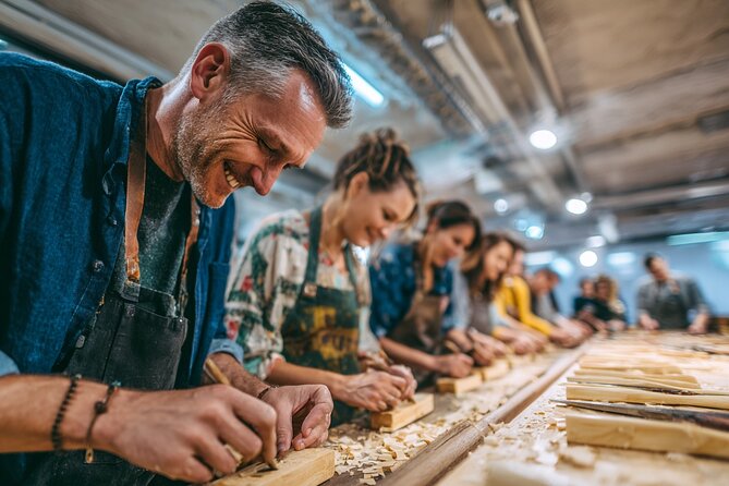 Tokyo Shinjuku Chopsticks Making Class - Key highlights