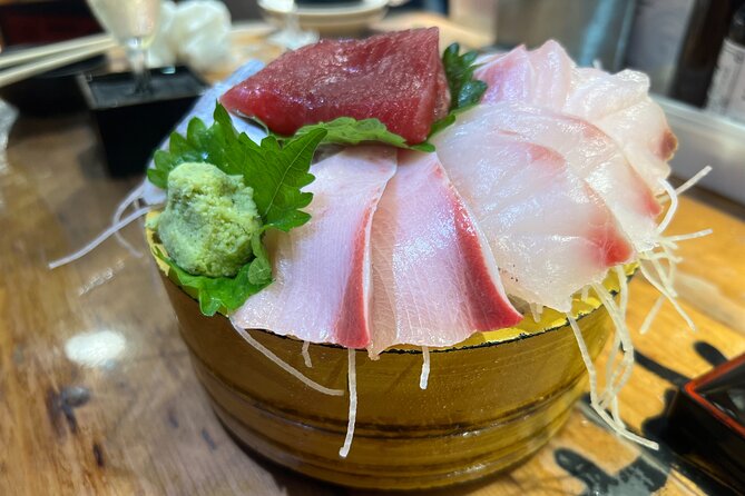 Tokyo: Shinjuku Food Tour (13 Dishes at 4 Local Eateries) - Stop 3: Shinjuku Golden Gai’s Narrow Alleys and Post-War Echoes