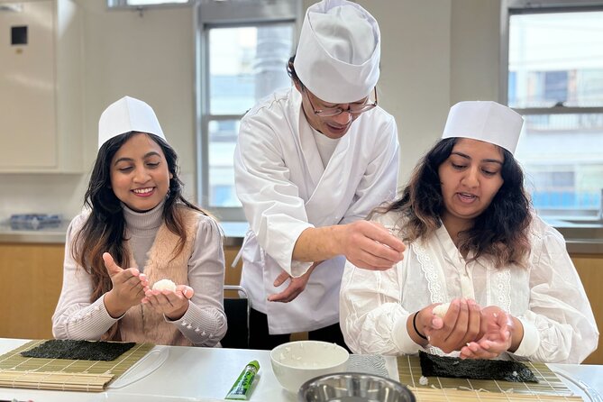 Tokyo Sushi Making Class in Tsukiji with Professional Chef - Nigiri and Maki: How the Class Actually Walks You Through It