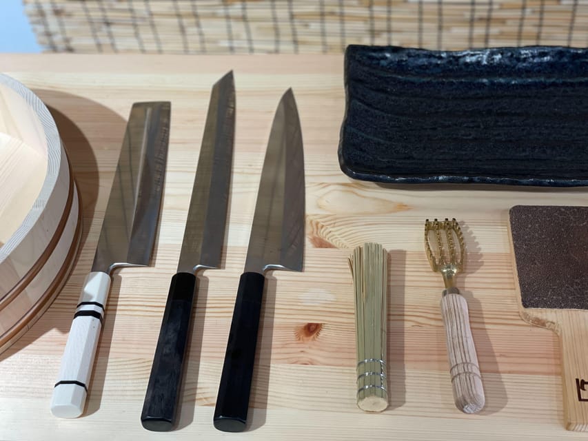 Tokyo: Tsukiji Fish Market Sushi Making Class with Pro Chef - Fish Prep First: The Disassembly Show and Knife Talk