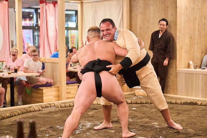 TokyoSumoShow, ChickenHotPot, and Mochi-Pounding by Pro Wrestlers - Seats, Safety, and Timing Around Ryogoku Station