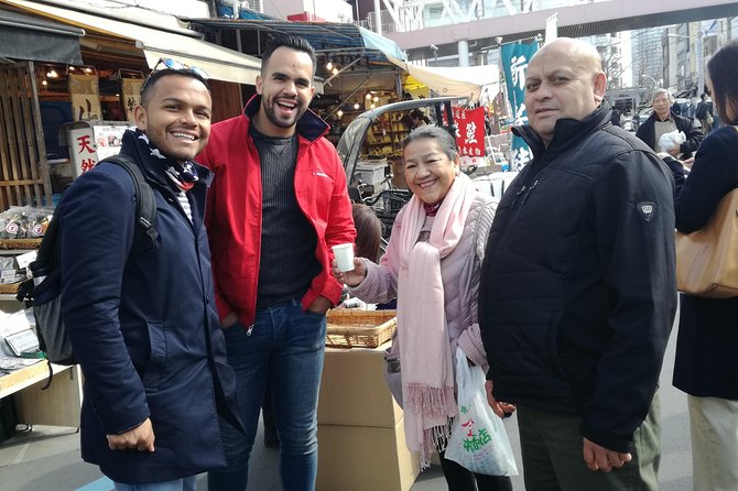 Tsukiji Food and Toyosu Market with Government-Licensed Guide - Food and Shopping Reality: How to Eat Well Without Wasting Time