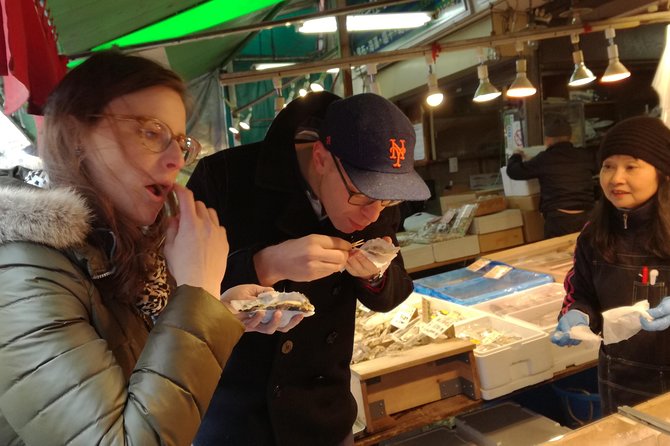 Tsukiji Food and Toyosu Market with Government-Licensed Guide - Licensed Guide Value: What You Gain Beyond Walking