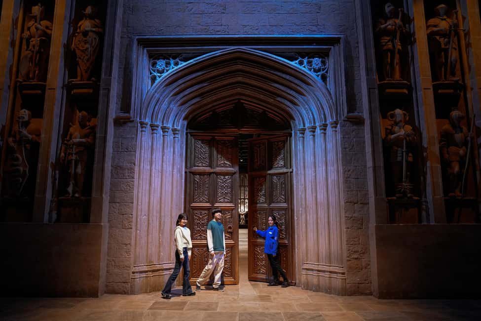Warner Bros. Studio Tour Tokyo – The Making of Harry Potter - The shop stop that actually matters: exclusive Harry Potter and Fantastic Beasts merchandise