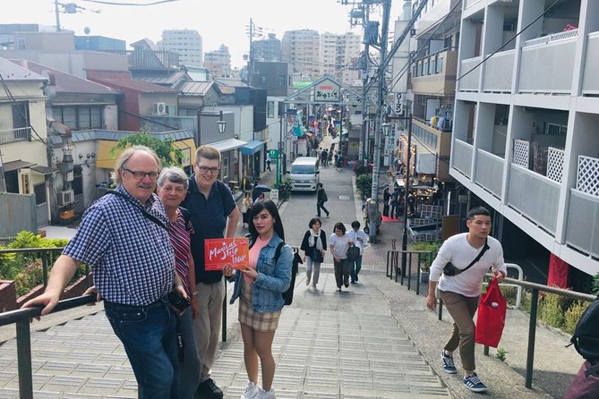 Yanaka Historical Walking Tour in Tokyo's Old Town - Stop 2: Yanaka District lanes where you notice real life
