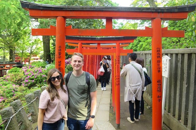 Yanaka Historical Walking Tour in Tokyo's Old Town - Stop 3: Cafe Neko-e-mon and the lucky cat craft break